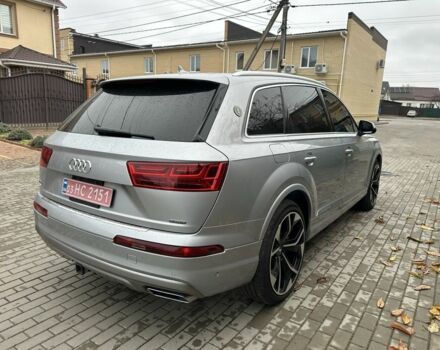 Серый Ауди Ку 7, объемом двигателя 3 л и пробегом 160 тыс. км за 28500 $, фото 3 на Automoto.ua