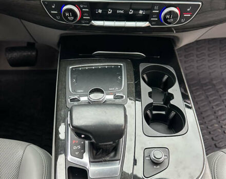 Серый Ауди Ку 7, объемом двигателя 3 л и пробегом 158 тыс. км за 28500 $, фото 10 на Automoto.ua