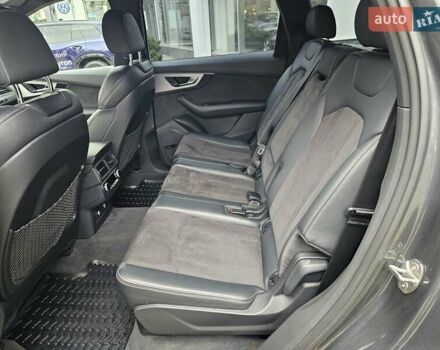 Сірий Ауді Ку 7, об'ємом двигуна 2.97 л та пробігом 71 тис. км за 52490 $, фото 26 на Automoto.ua