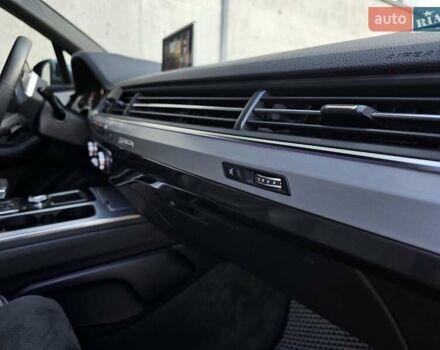 Серый Ауди Ку 7, объемом двигателя 2.97 л и пробегом 109 тыс. км за 53000 $, фото 15 на Automoto.ua