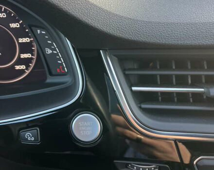 Серый Ауди Ку 7, объемом двигателя 3 л и пробегом 148 тыс. км за 37200 $, фото 5 на Automoto.ua