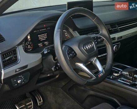 Серый Ауди Ку 7, объемом двигателя 2.97 л и пробегом 109 тыс. км за 53000 $, фото 43 на Automoto.ua