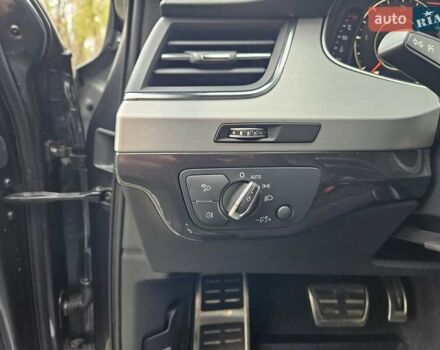 Сірий Ауді Ку 7, об'ємом двигуна 2.97 л та пробігом 71 тис. км за 52490 $, фото 23 на Automoto.ua