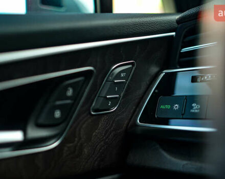 Серый Ауди Ку 7, объемом двигателя 3 л и пробегом 185 тыс. км за 40000 $, фото 23 на Automoto.ua