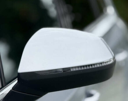 Серый Ауди Ку 7, объемом двигателя 2 л и пробегом 136 тыс. км за 25900 $, фото 23 на Automoto.ua