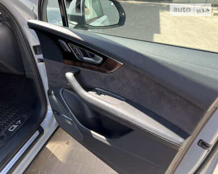 Серый Ауди Ку 7, объемом двигателя 3 л и пробегом 76 тыс. км за 57500 $, фото 41 на Automoto.ua