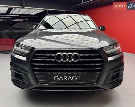 Ауди Ку 7 2019 в Киеве на Automoto.ua Серый Ауди Ку 7, объемом двигателя 3 л и пробегом 100 тыс. км за 48500 $, фото 2 на Automoto.ua