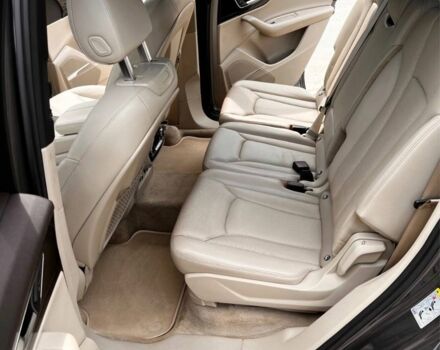 Сірий Ауді Ку 7, об'ємом двигуна 0 л та пробігом 90 тис. км за 17600 $, фото 11 на Automoto.ua