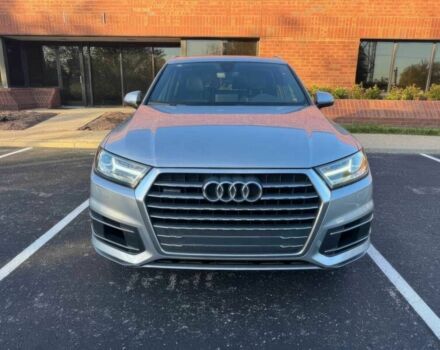 Серый Ауди Ку 7, объемом двигателя 3 л и пробегом 49 тыс. км за 9100 $, фото 1 на Automoto.ua