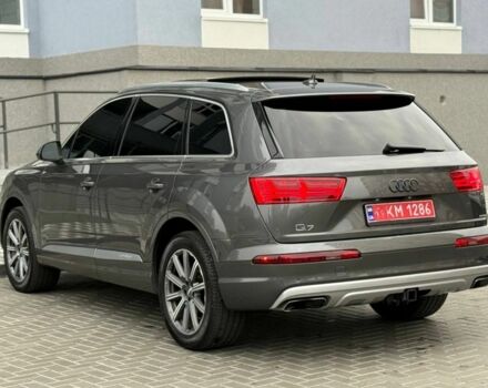 Серый Ауди Ку 7, объемом двигателя 2 л и пробегом 128 тыс. км за 27500 $, фото 3 на Automoto.ua