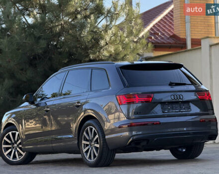 Серый Ауди Ку 7, объемом двигателя 2.97 л и пробегом 140 тыс. км за 48998 $, фото 7 на Automoto.ua