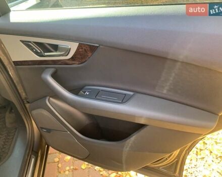 Сірий Ауді Ку 7, об'ємом двигуна 2 л та пробігом 125 тис. км за 33500 $, фото 13 на Automoto.ua