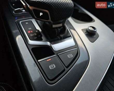 Серый Ауди Ку 7, объемом двигателя 2.97 л и пробегом 109 тыс. км за 53000 $, фото 35 на Automoto.ua