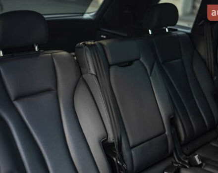 Серый Ауди Ку 7, объемом двигателя 3 л и пробегом 185 тыс. км за 40000 $, фото 5 на Automoto.ua