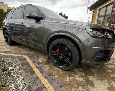 Серый Ауди Ку 7, объемом двигателя 3 л и пробегом 33 тыс. км за 43000 $, фото 1 на Automoto.ua