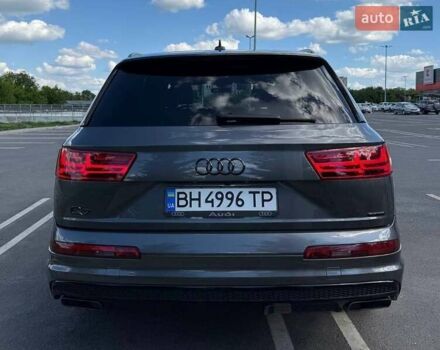 Серый Ауди Ку 7, объемом двигателя 3 л и пробегом 77 тыс. км за 32900 $, фото 3 на Automoto.ua