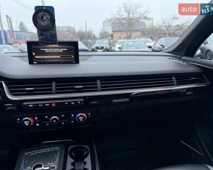 Серый Ауди Ку 7, объемом двигателя 3 л и пробегом 99 тыс. км за 30500 $, фото 18 на Automoto.ua