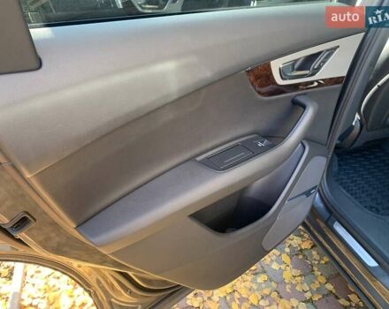 Сірий Ауді Ку 7, об'ємом двигуна 2 л та пробігом 125 тис. км за 33500 $, фото 9 на Automoto.ua