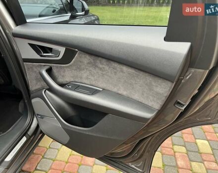 Серый Ауди Ку 7, объемом двигателя 2.97 л и пробегом 227 тыс. км за 44200 $, фото 43 на Automoto.ua