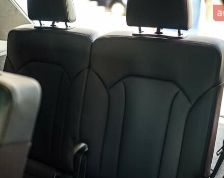 Серый Ауди Ку 7, объемом двигателя 3 л и пробегом 185 тыс. км за 40000 $, фото 25 на Automoto.ua