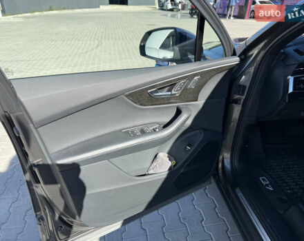 Серый Ауди Ку 7, объемом двигателя 3 л и пробегом 78 тыс. км за 60000 $, фото 19 на Automoto.ua