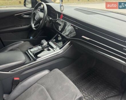 Серый Ауди Ку 7, объемом двигателя 3 л и пробегом 112 тыс. км за 65000 $, фото 24 на Automoto.ua