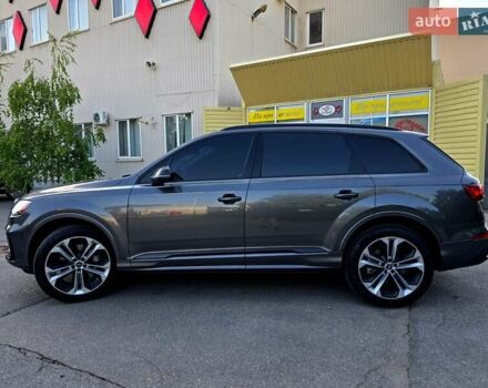 Сірий Ауді Ку 7, об'ємом двигуна 3 л та пробігом 57 тис. км за 55000 $, фото 5 на Automoto.ua