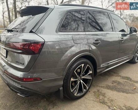 Серый Ауди Ку 7, объемом двигателя 3 л и пробегом 112 тыс. км за 65000 $, фото 3 на Automoto.ua