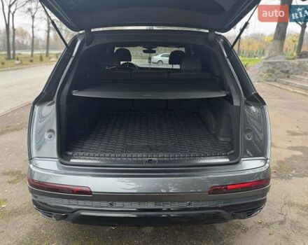 Серый Ауди Ку 7, объемом двигателя 3 л и пробегом 112 тыс. км за 65000 $, фото 31 на Automoto.ua