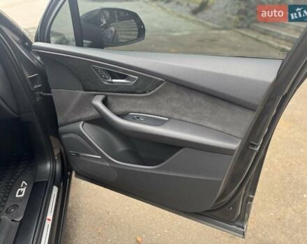 Серый Ауди Ку 7, объемом двигателя 3 л и пробегом 112 тыс. км за 65000 $, фото 29 на Automoto.ua