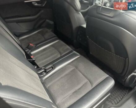 Серый Ауди Ку 7, объемом двигателя 3 л и пробегом 112 тыс. км за 65000 $, фото 28 на Automoto.ua