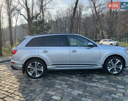 Серый Ауди Ку 7, объемом двигателя 3 л и пробегом 60 тыс. км за 49000 $, фото 2 на Automoto.ua