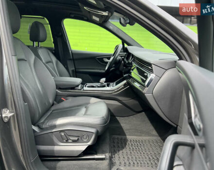 Сірий Ауді Ку 7, об'ємом двигуна 3 л та пробігом 55 тис. км за 54999 $, фото 34 на Automoto.ua