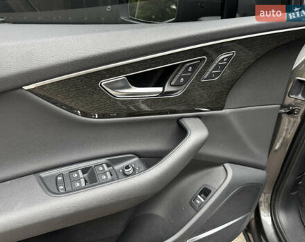 Сірий Ауді Ку 7, об'ємом двигуна 2 л та пробігом 53 тис. км за 46900 $, фото 14 на Automoto.ua