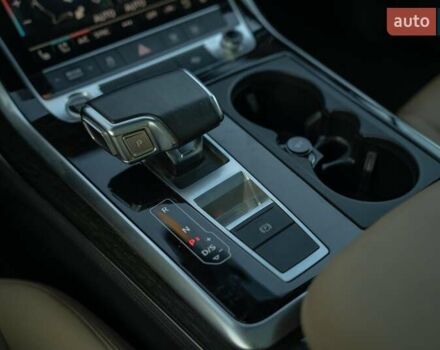 Сірий Ауді Ку 7, об'ємом двигуна 3 л та пробігом 15 тис. км за 47900 $, фото 43 на Automoto.ua