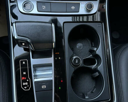 Серый Ауди Ку 7, объемом двигателя 3 л и пробегом 118 тыс. км за 55000 $, фото 32 на Automoto.ua