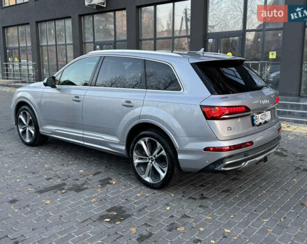 Серый Ауди Ку 7, объемом двигателя 3 л и пробегом 118 тыс. км за 55000 $, фото 4 на Automoto.ua