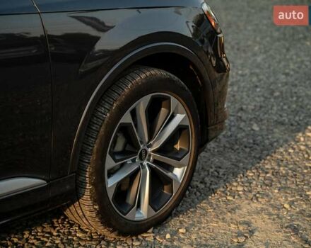 Сірий Ауді Ку 7, об'ємом двигуна 3 л та пробігом 15 тис. км за 47900 $, фото 23 на Automoto.ua