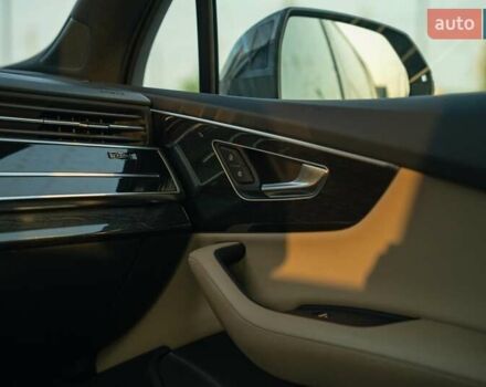 Сірий Ауді Ку 7, об'ємом двигуна 3 л та пробігом 15 тис. км за 47900 $, фото 47 на Automoto.ua