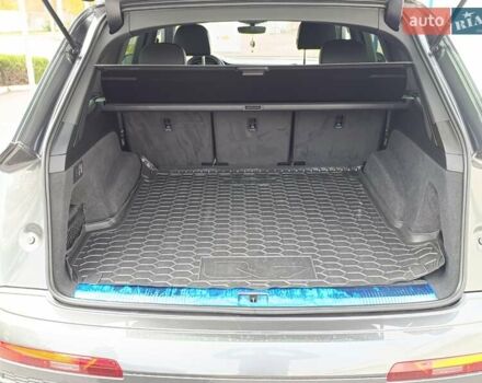 Ауді Ку 7 2021 у Кременчуге на Automoto.ua Сірий Ауді Ку 7, об'ємом двигуна 2.97 л та пробігом 165 тис. км за 62000 $, фото 25 на Automoto.ua