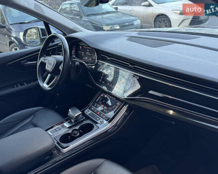 Серый Ауди Ку 7, объемом двигателя 3 л и пробегом 118 тыс. км за 55000 $, фото 70 на Automoto.ua