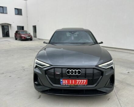 Ауди Ку 7 2021 в Луцке на Automoto.ua Серый Ауди Ку 7, объемом двигателя 0 л и пробегом 125 тыс. км за 34999 $, фото 2 на Automoto.ua