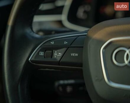 Сірий Ауді Ку 7, об'ємом двигуна 3 л та пробігом 15 тис. км за 47900 $, фото 35 на Automoto.ua