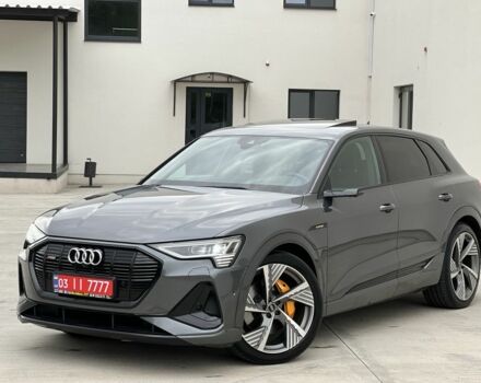 Ауди Ку 7 2021 в Луцке на Automoto.ua Серый Ауди Ку 7, объемом двигателя 0 л и пробегом 125 тыс. км за 34999 $, фото 1 на Automoto.ua