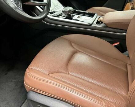 Серый Ауди Ку 7, объемом двигателя 2.97 л и пробегом 31 тыс. км за 76500 $, фото 13 на Automoto.ua