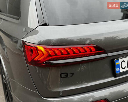 Сірий Ауді Ку 7, об'ємом двигуна 2 л та пробігом 53 тис. км за 46900 $, фото 11 на Automoto.ua