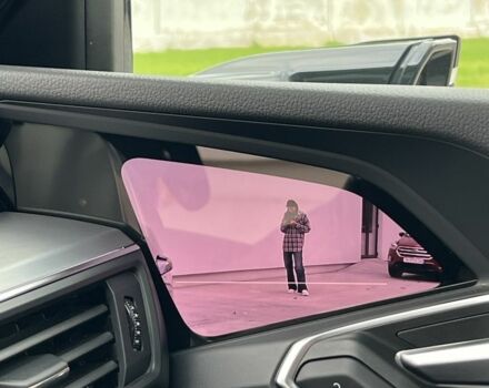 Ауди Ку 7 2021 в Луцке на Automoto.ua Серый Ауди Ку 7, объемом двигателя 0 л и пробегом 125 тыс. км за 34999 $, фото 11 на Automoto.ua