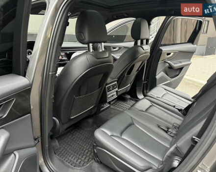 Серый Ауди Ку 7, объемом двигателя 2 л и пробегом 53 тыс. км за 46500 $, фото 19 на Automoto.ua