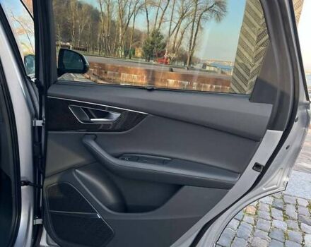 Серый Ауди Ку 7, объемом двигателя 3 л и пробегом 60 тыс. км за 49000 $, фото 64 на Automoto.ua