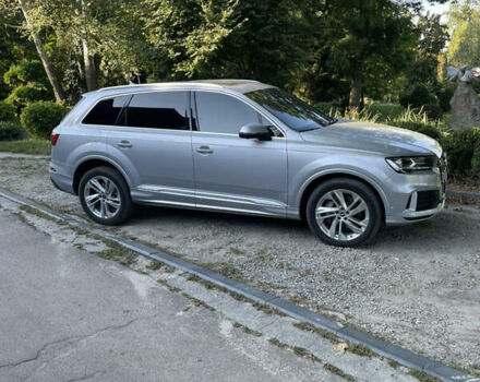Серый Ауди Ку 7, объемом двигателя 2 л и пробегом 98 тыс. км за 43000 $, фото 3 на Automoto.ua
